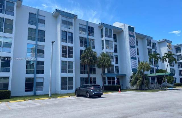 Photo of 200 177th Dr