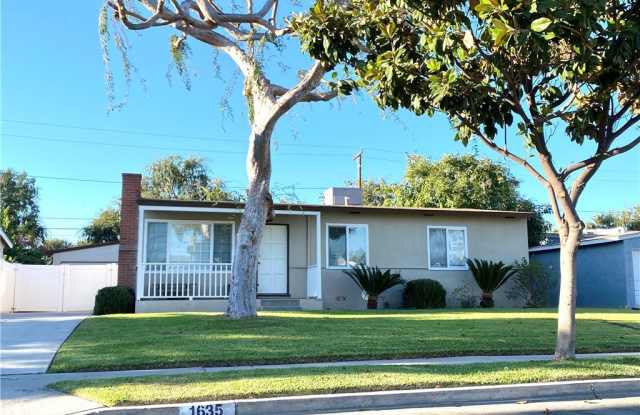 1635 W Ash Avenue - 1635 West Ash Avenue, Fullerton, CA 92833