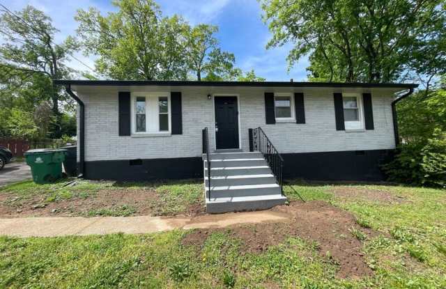 803 Patricia Dr