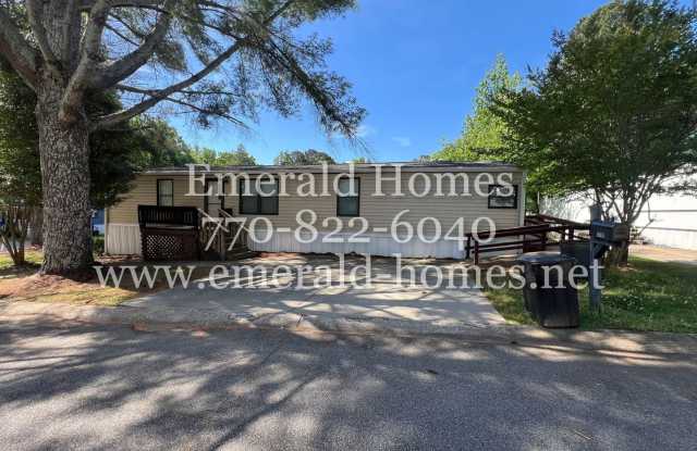 “Stylish & Comfortable 3BR Home in Sought-After Buford Community”