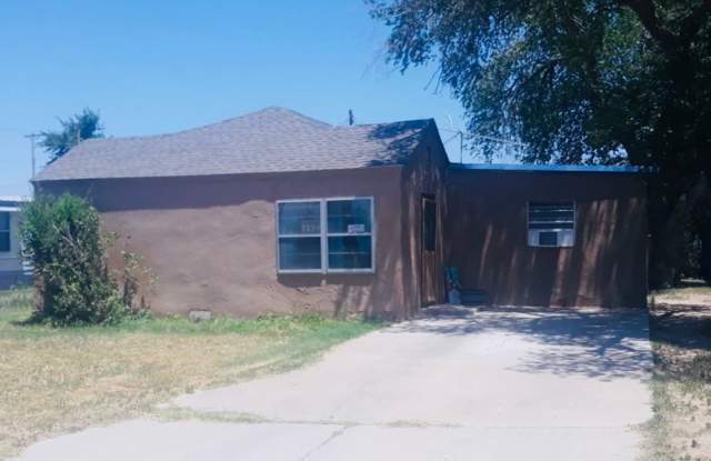 1234 N Abilene Ave