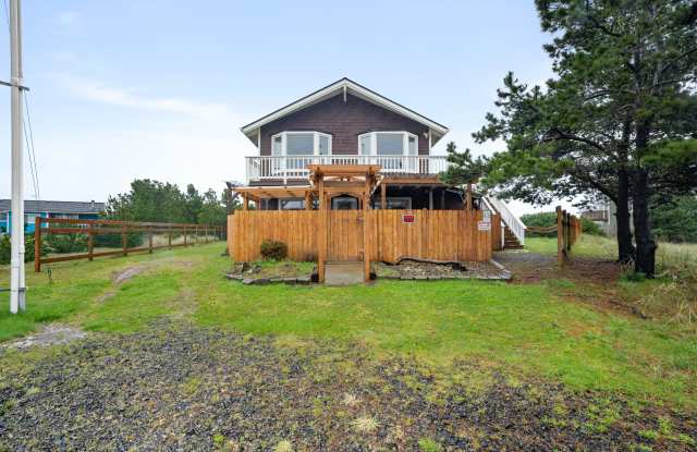 941 Starfish Court Southwest