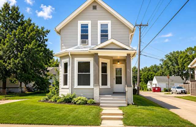 $1500 | 3 Bedroom 1 Bathroom | Two Story