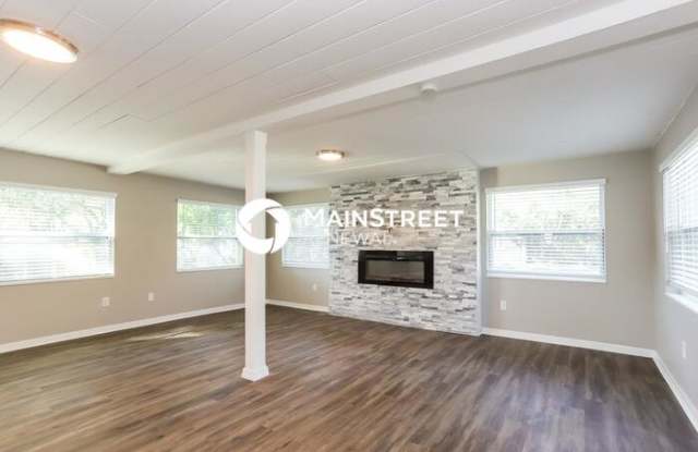 2053 Barcelona Drive South