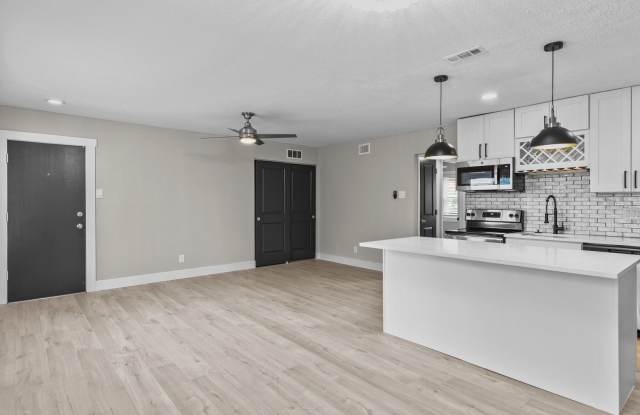 10820 Big Bend Road