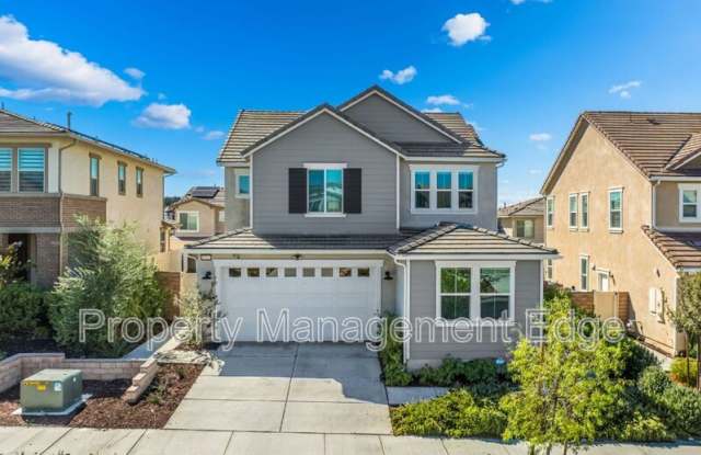 32017 Radiant Dr