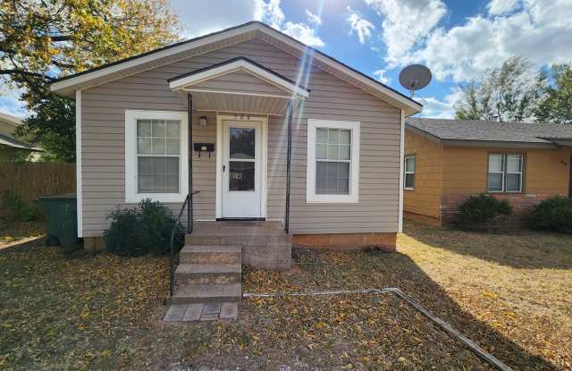 Photo of Remodeled 2 bedroom, 1 bathroom house with fenced yard and garage