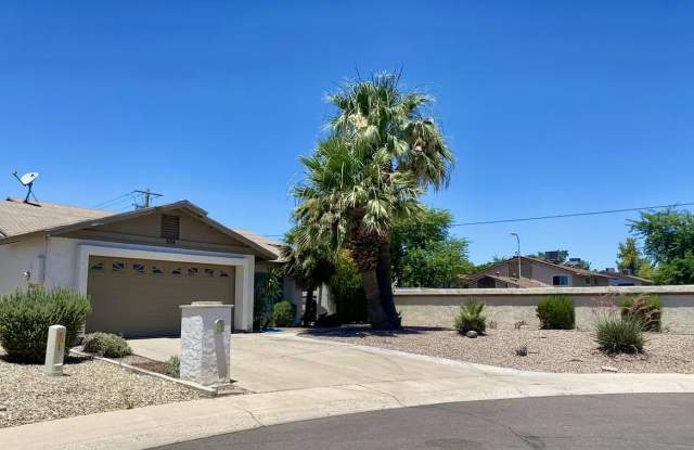 Photo of 984 North 85th Place