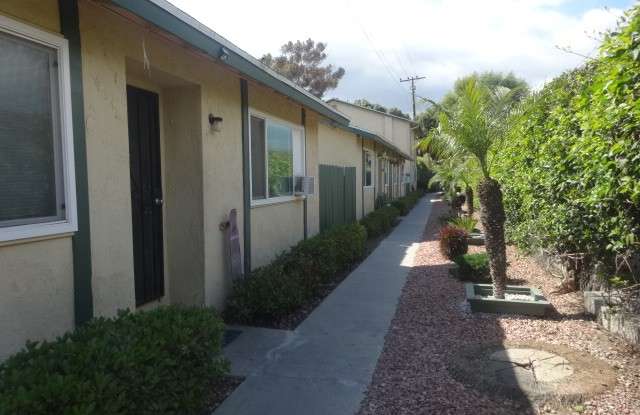 450 Acacia Rd