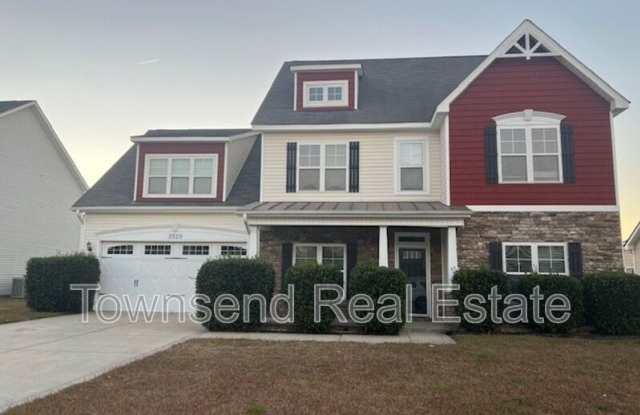 3520 Castlefield Ln