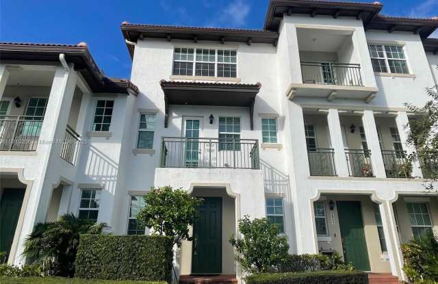 Photo of 2929 SW 119th Way