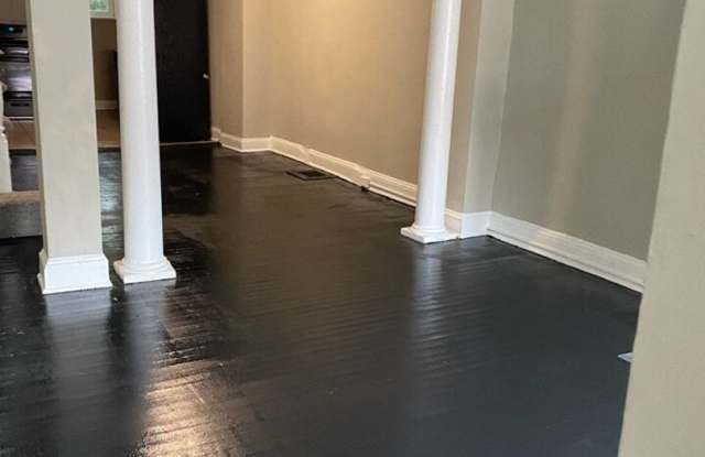 2425 Druid Hill Ave- 2 Bedroom Townhouse