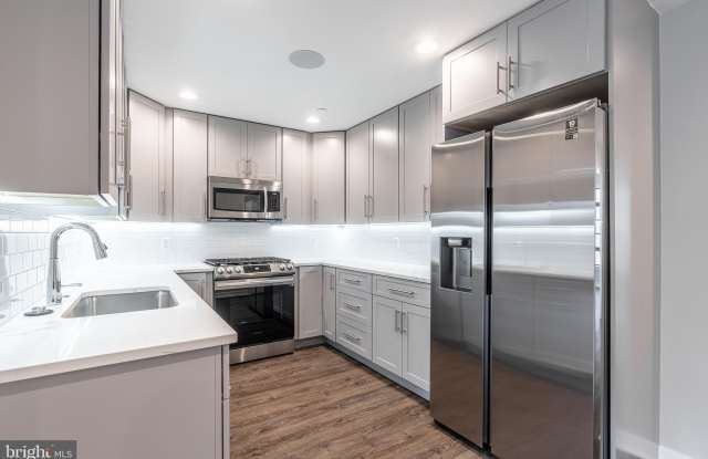 2124 ELLSWORTH STREET