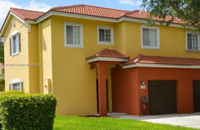 1990 SW 103rd Ter - 1990 Southwest 103rd Terrace, Miramar, FL 33025