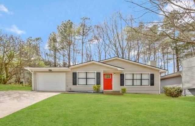 2239 Lowtrail Court