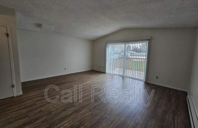 1214 N Marcus Rd
