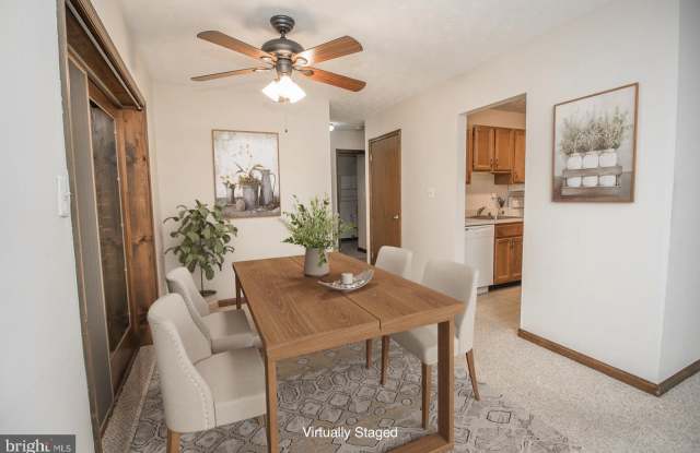 23254 CHESTNUT OAK Court unit: 9-A