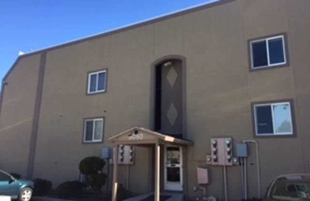 Great South Ogden Condo for rent