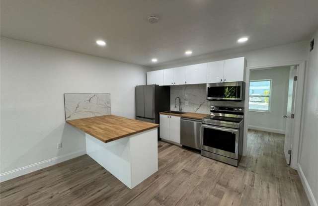 Photo of 2200 NE 173rd Street