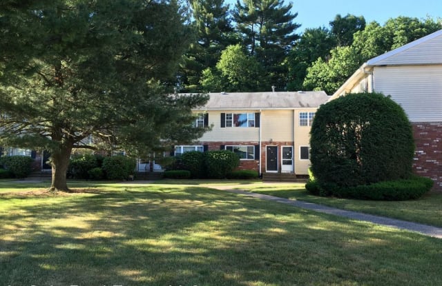 8 Bradley Circle Unit H - 8 Circle Dr, Sherwood Manor, CT 06082