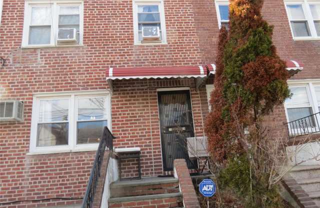 70-08 165 St - 70-08 165th Street, Queens, NY 11365