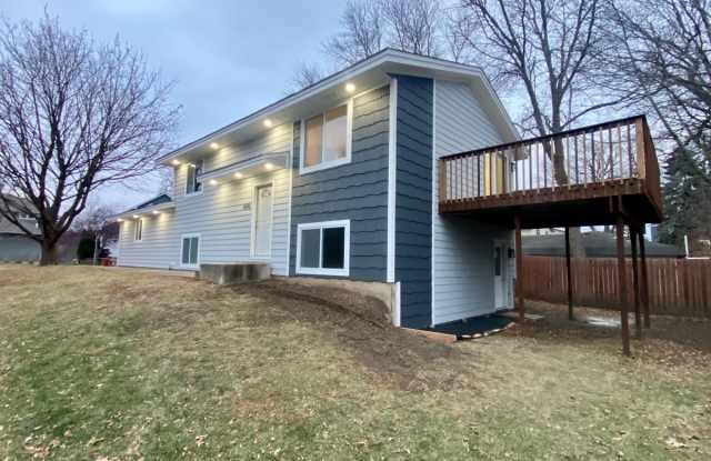 4310 Grainwood Cir Ne
