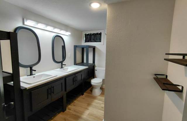 Photo of Home close To FLW