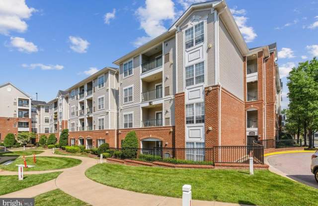 4850 EISENHOWER AVE #205