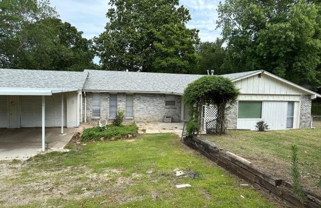 110 Hickory Hill Rd - 110 Hickory Hill Road, Sapulpa, OK 74066