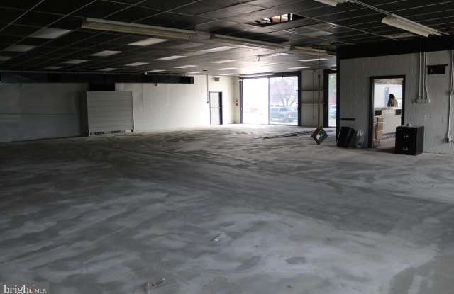 114 WALNUT STREET SUITE 6