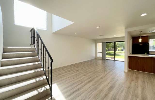 329 S Calle Jasmine