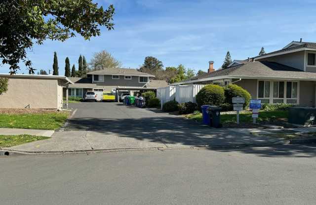 Beautifully Renovated Two Bedroom Napa Condo photos photos