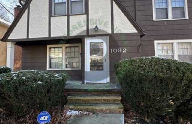 1082 Hillstone Road - 1