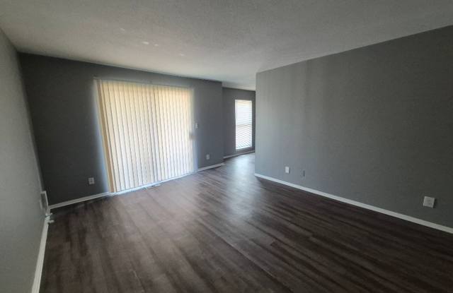 Coventry Park KC Apartments LLC - Condos