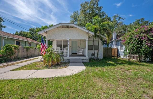 Photo of 210 W HANNA AVENUE