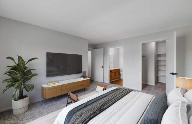Port Crossing Apartments