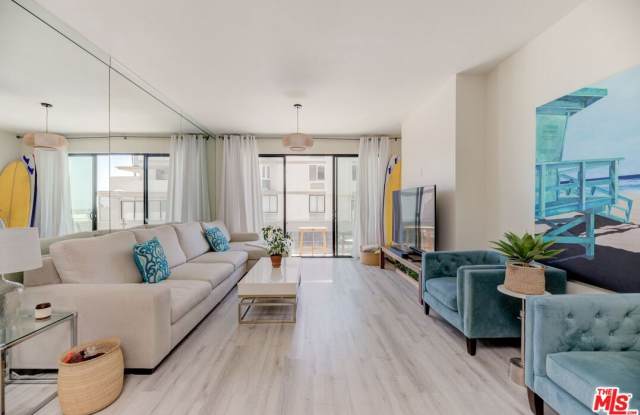 Photo of 1 Northstar St unit: 103