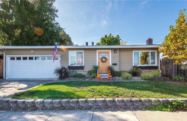 3269 Piedmont Avenue - 3269 Piedmont Avenue, Napa, CA 94558