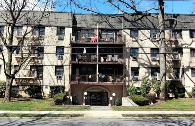 2241 Palmer Avenue - 2241 Palmer Avenue, New Rochelle, NY 10801