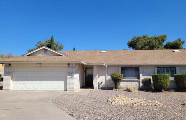 975 Shadow Crest Way