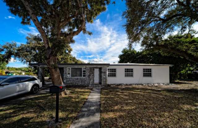 13075 NW 16th Avenue