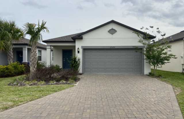 17504 Butterfly Pea Court - 17504 Butterfly Pea Court, Four Corners, FL 34714