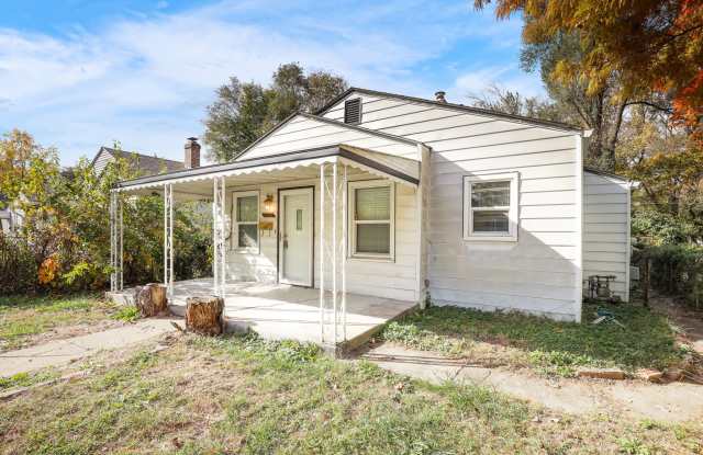 Photo of 3532 Caroline Avenue