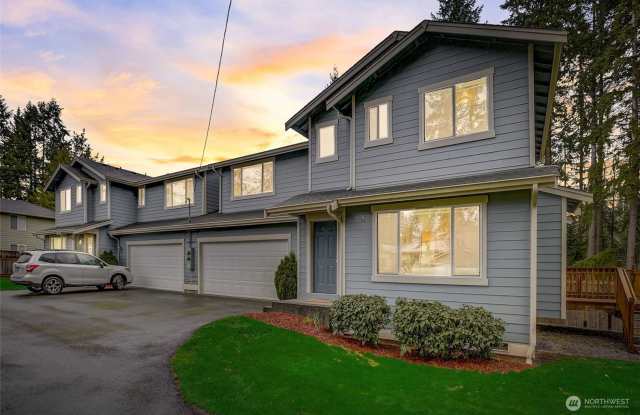 Serene Everett Town House with Large Yard! - 13413 Meadow Road, Martha Lake, WA 98208