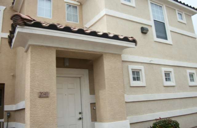 Very Nice Condo!!! A Must See!!!!