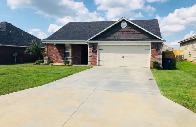 427 Ridge Point Drive - 427 Ridge Point Dr, Fort Smith, AR 72908