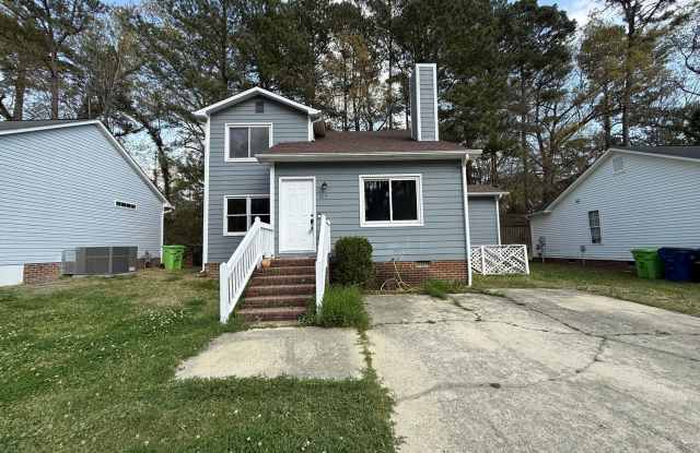 Charming 3BD, 2BA Raleigh Home Near Downtown Raleigh