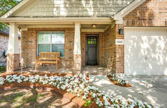 508 Hackberry Drive