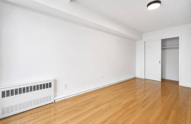 425 East 80th Street