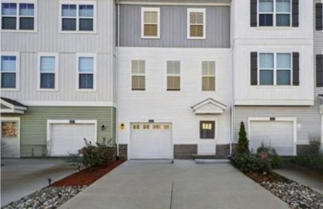 Photo of 423 HONEYBERRY Lane